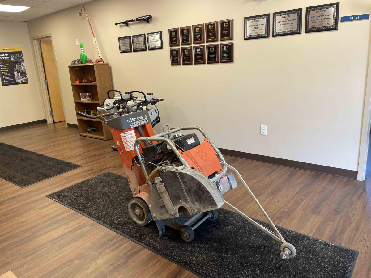 Subcategory - Walk-Behind Concrete Saws | image 0