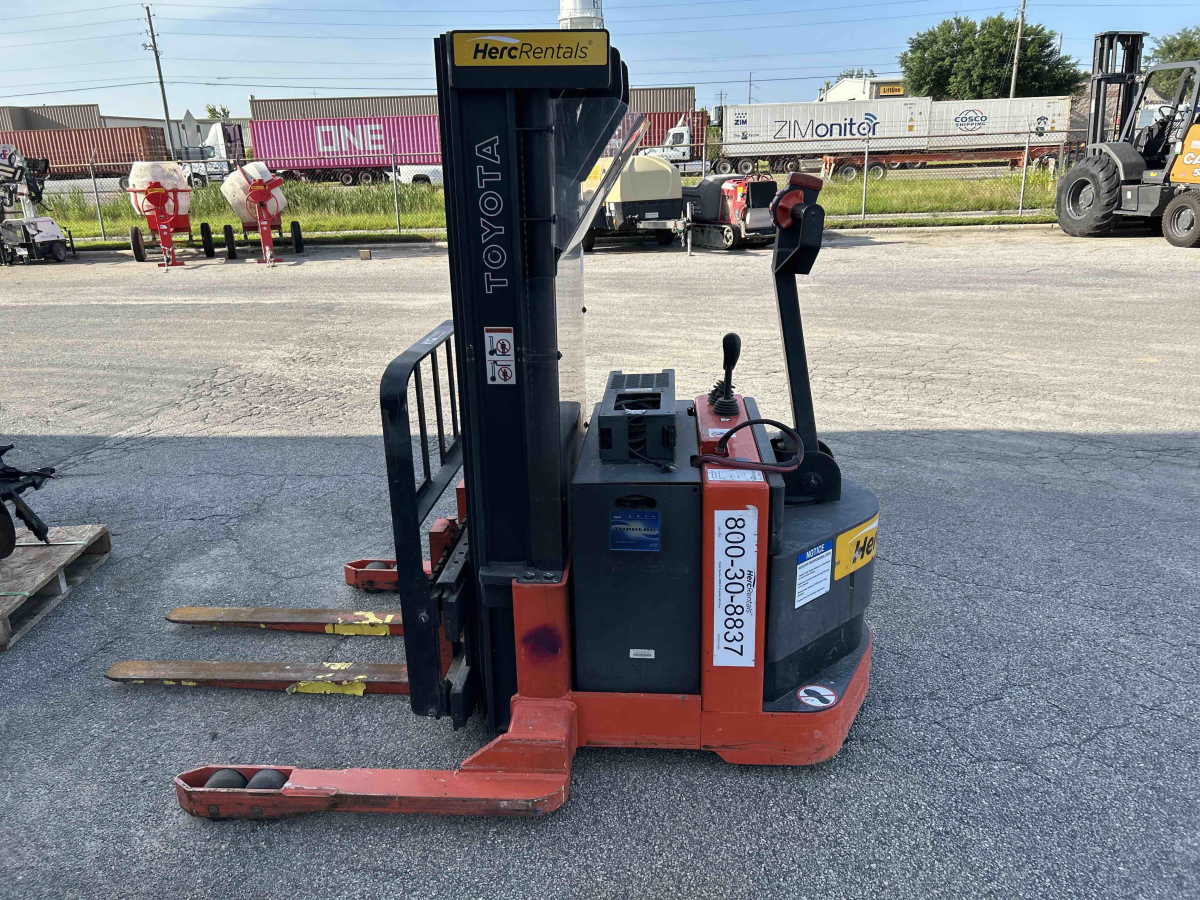 Subcategory - Walk-Behind Electric Stackers | image 0