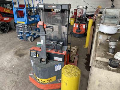 Gallery Thumbnail - Subcategory - Walk-Behind Electric Stackers | image 1