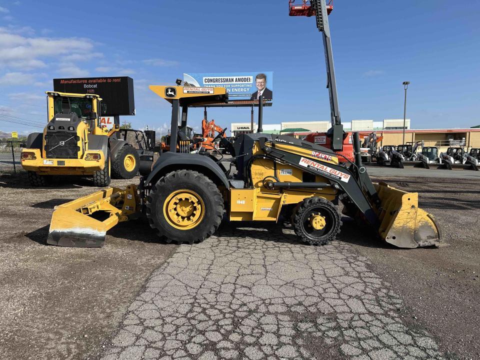 2021 John Deere 210LE Tractors | Guy Rents, Inc. DBA Rental Guys