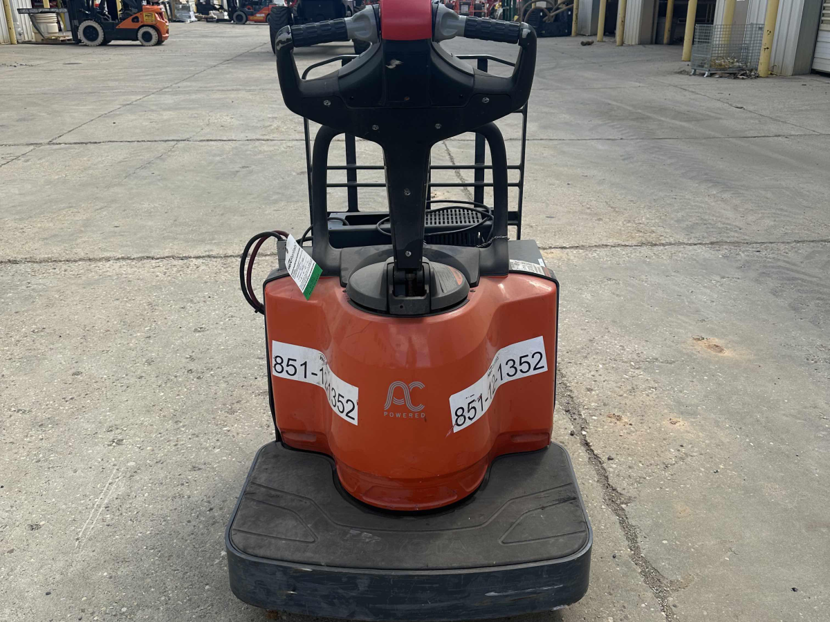 Subcategory - Pallet Trucks | image 1