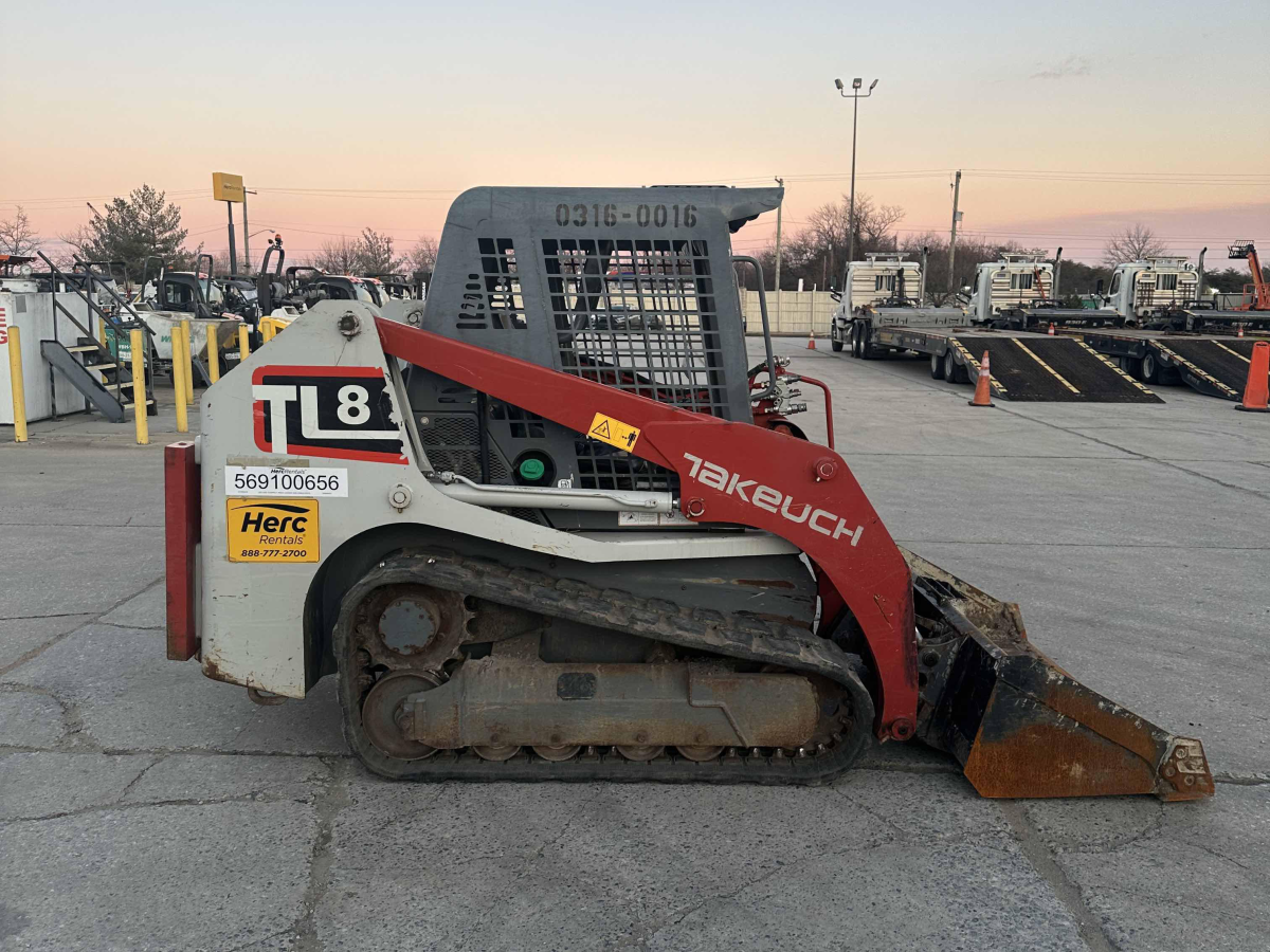 Subcategory - 2,000+ Lb Compact Track Loaders | image 0