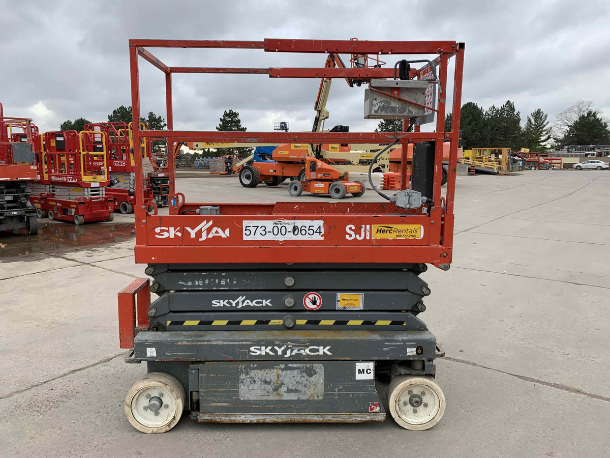 Subcategory - 19+ Ft Electric Scissor Lifts | image 0