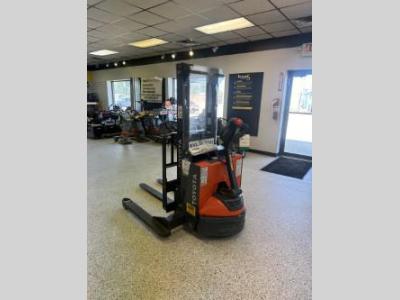 Gallery Thumbnail - Subcategory - Walk-Behind Electric Stackers | image 2