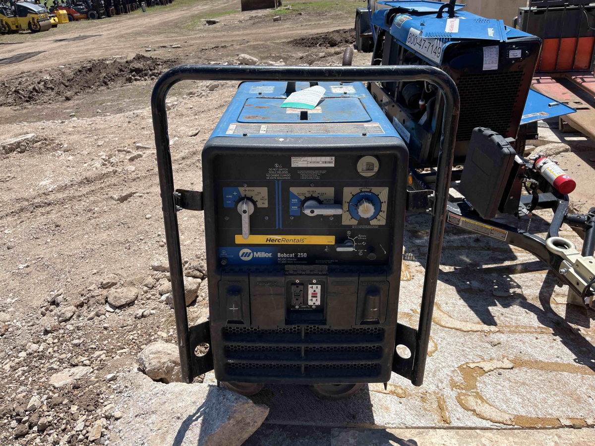 Subcategory - 0-399 Amp Engine-Driven Welders | image 2