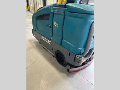 Gallery Thumbnail - Subcategory - Ride-On Sweepers And Brooms | image 0