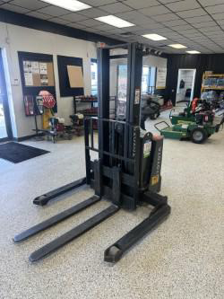 Subcategory - Walk-Behind Electric Stackers | image 3