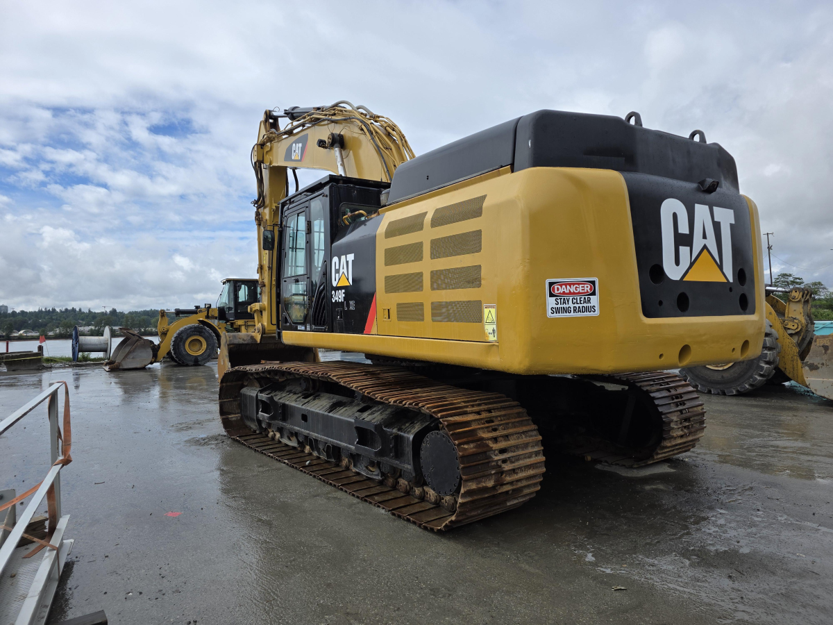 Subcategory - 100,000+ Lb Excavators | image 2