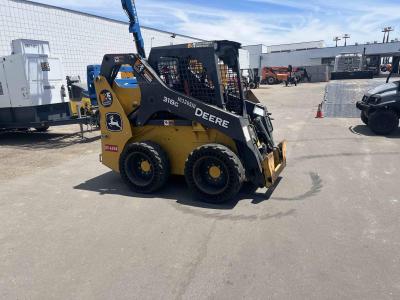 Gallery Thumbnail - Subcategory - 1,100-2,999 Lb Skid Steer Loaders | image 4