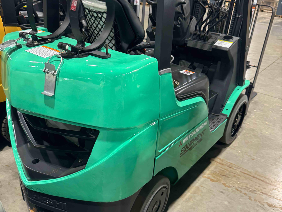 Subcategory - 0-19,999 Lb Cushion Tire Forklift Trucks | image 0