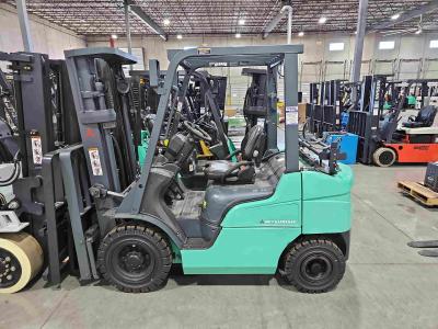 Gallery Thumbnail - Subcategory - 0-19,999 Lb Pneumatic Tire Forklift Trucks | image 0