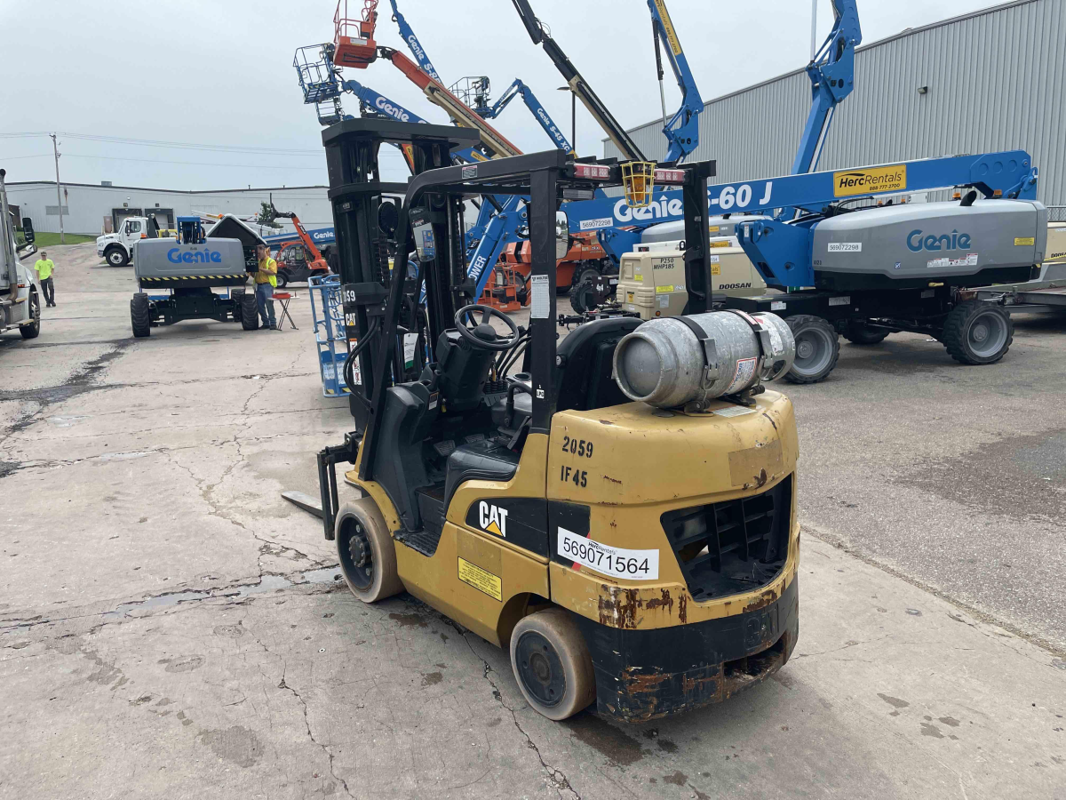Subcategory - 0-19,999 Lb Cushion Tire Forklift Trucks | image 3
