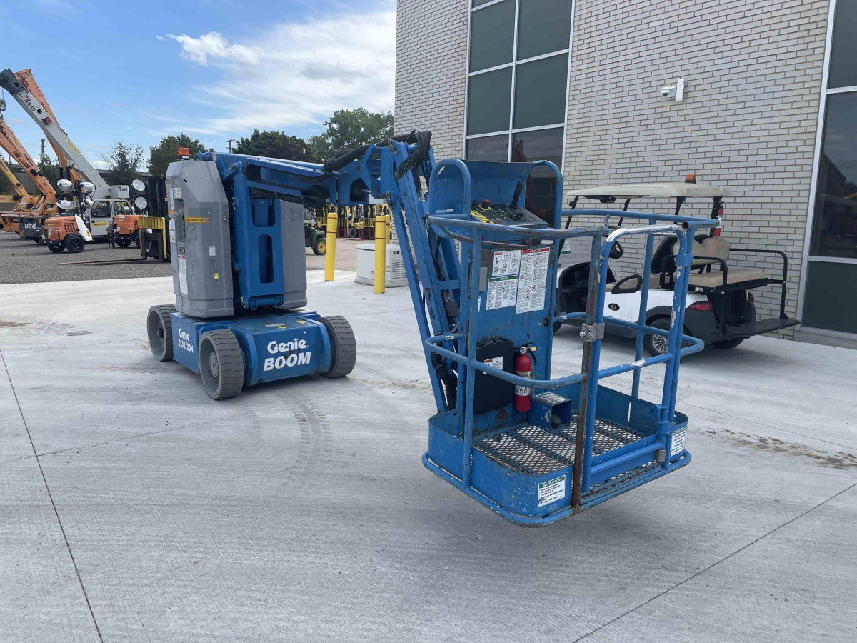 Subcategory - 0-39 Ft Electric Articulating Booms | image 0