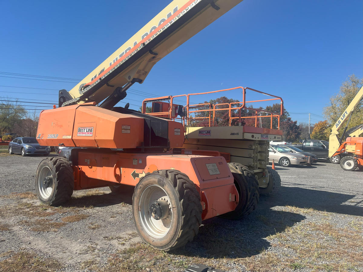 Subcategory - 130+ Ft Telescopic Booms | image 1