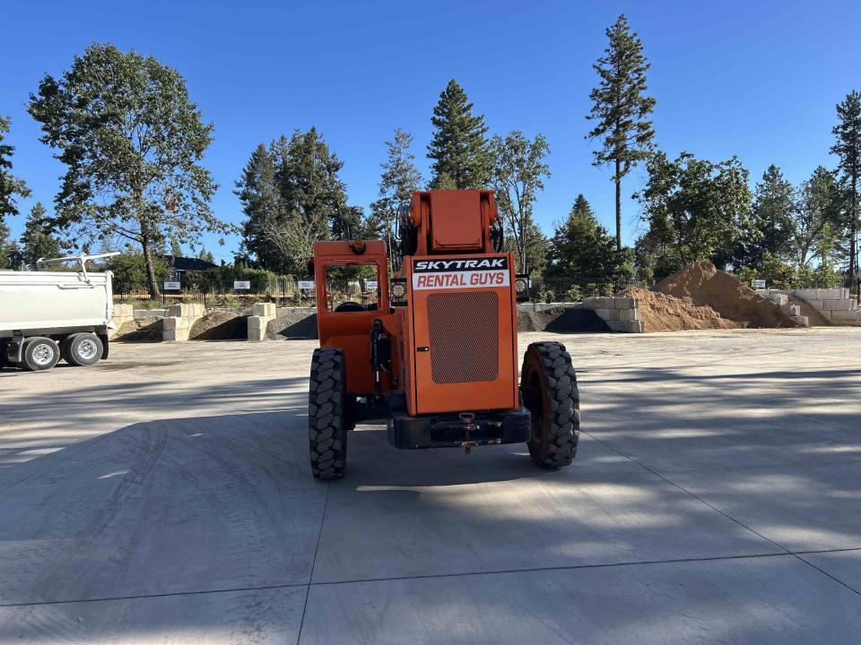2021 SkyTrak 8042 Telehandlers | Guy Rents, Inc. DBA Rental Guys