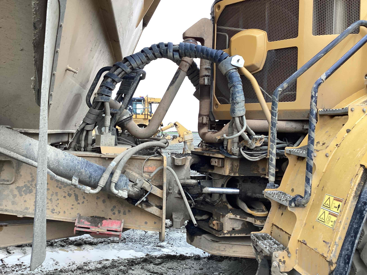 Detail Photo - 2018 Caterpillar 745 | image 15