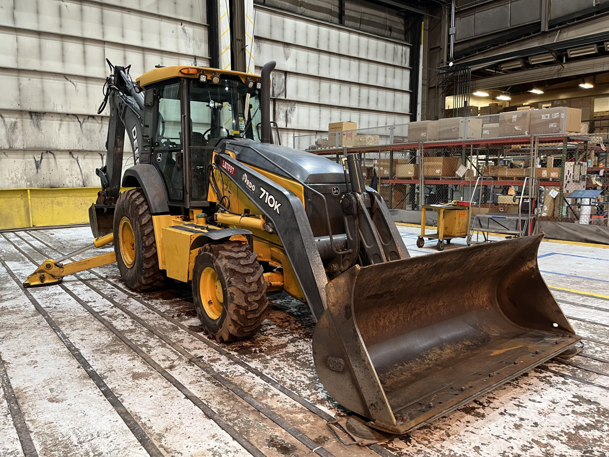 Subcategory - 70+ HP Backhoe Loaders | image 2