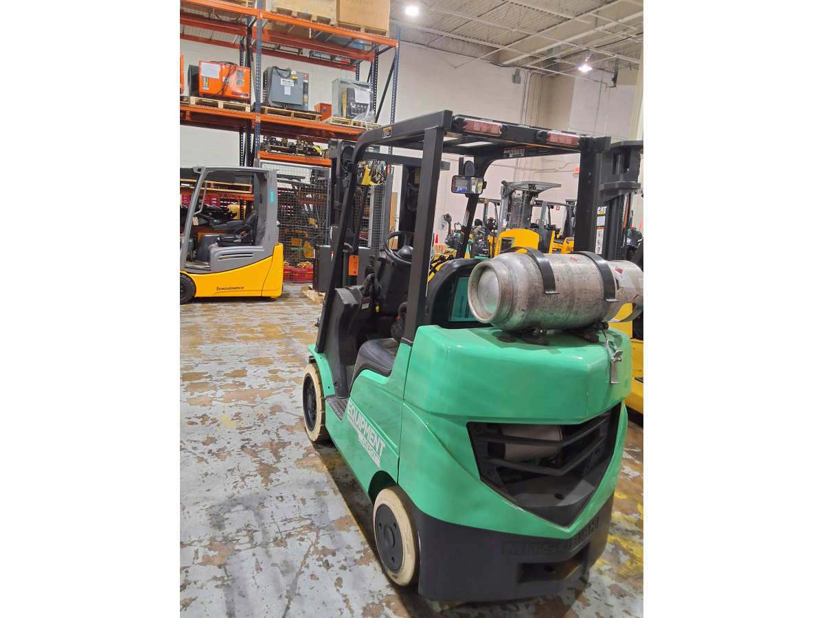 Subcategory - 0-19,999 Lb Cushion Tire Forklift Trucks | image 2
