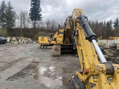 Gallery Thumbnail - Subcategory - 100,000+ Lb Excavators | image 2