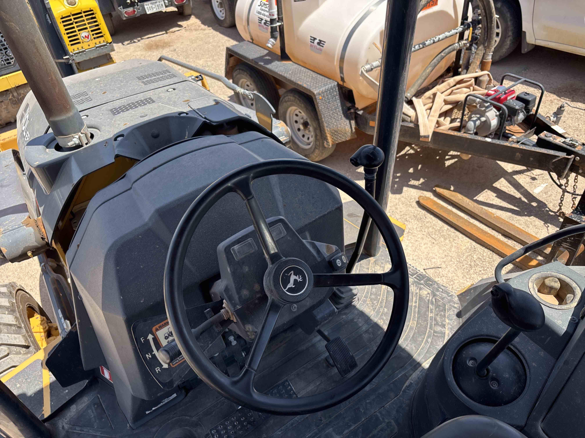 Subcategory - 70+ HP Backhoe Loaders | image 7