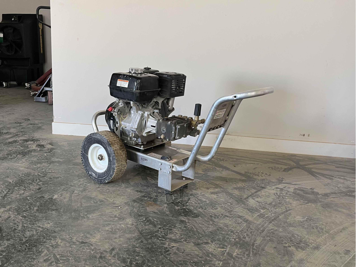 Subcategory - Pressure Washers | image 1