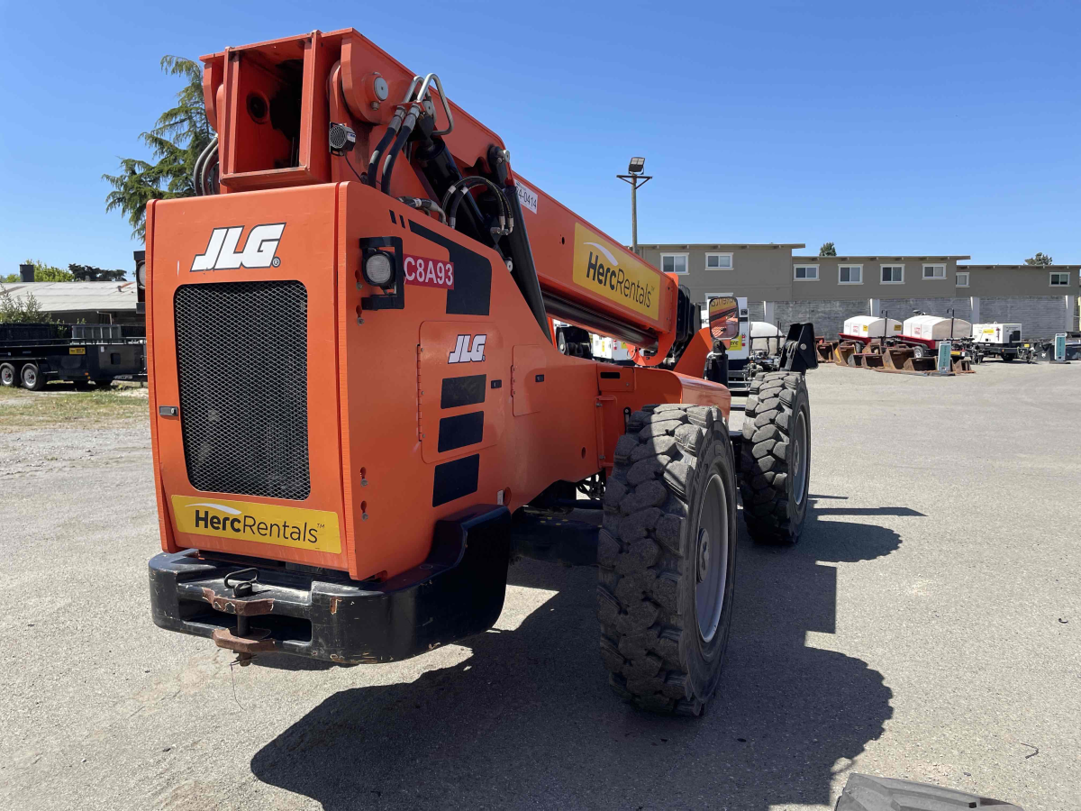 Subcategory - 10,000-10,999 Lb Telehandlers | image 3