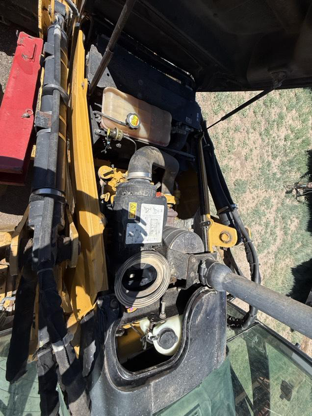 Subcategory - 70+ HP Backhoe Loaders | image 11