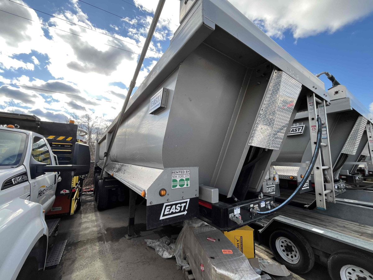 Subcategory - End And Side Dump Trailers | image 3