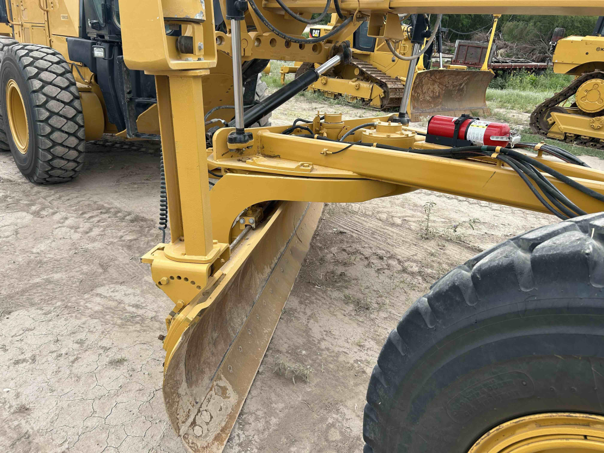 Subcategory - Motor Graders | image 17