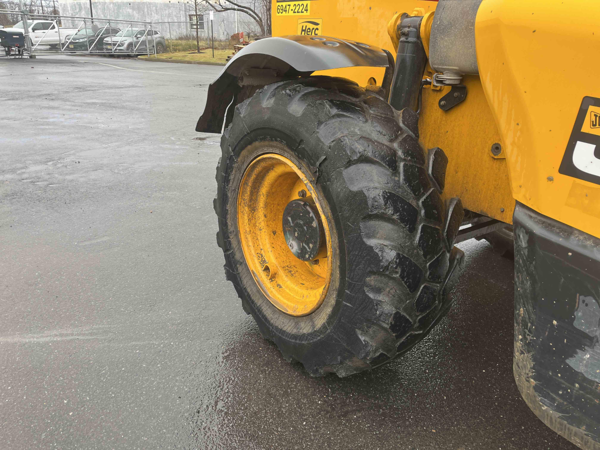 Subcategory - 10,000-10,999 Lb Telehandlers | image 15