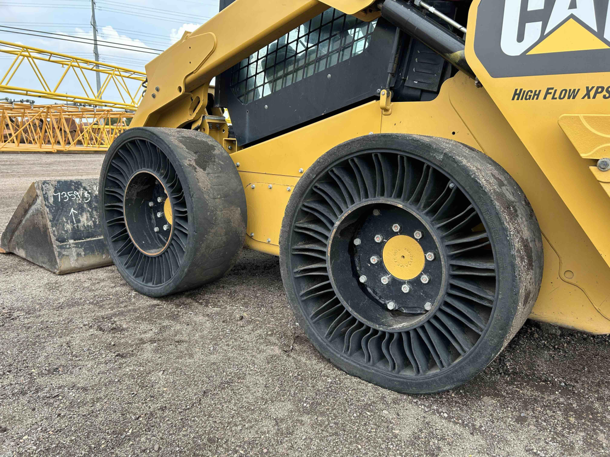 Detail Photo - 2017 Caterpillar 262D | image 13