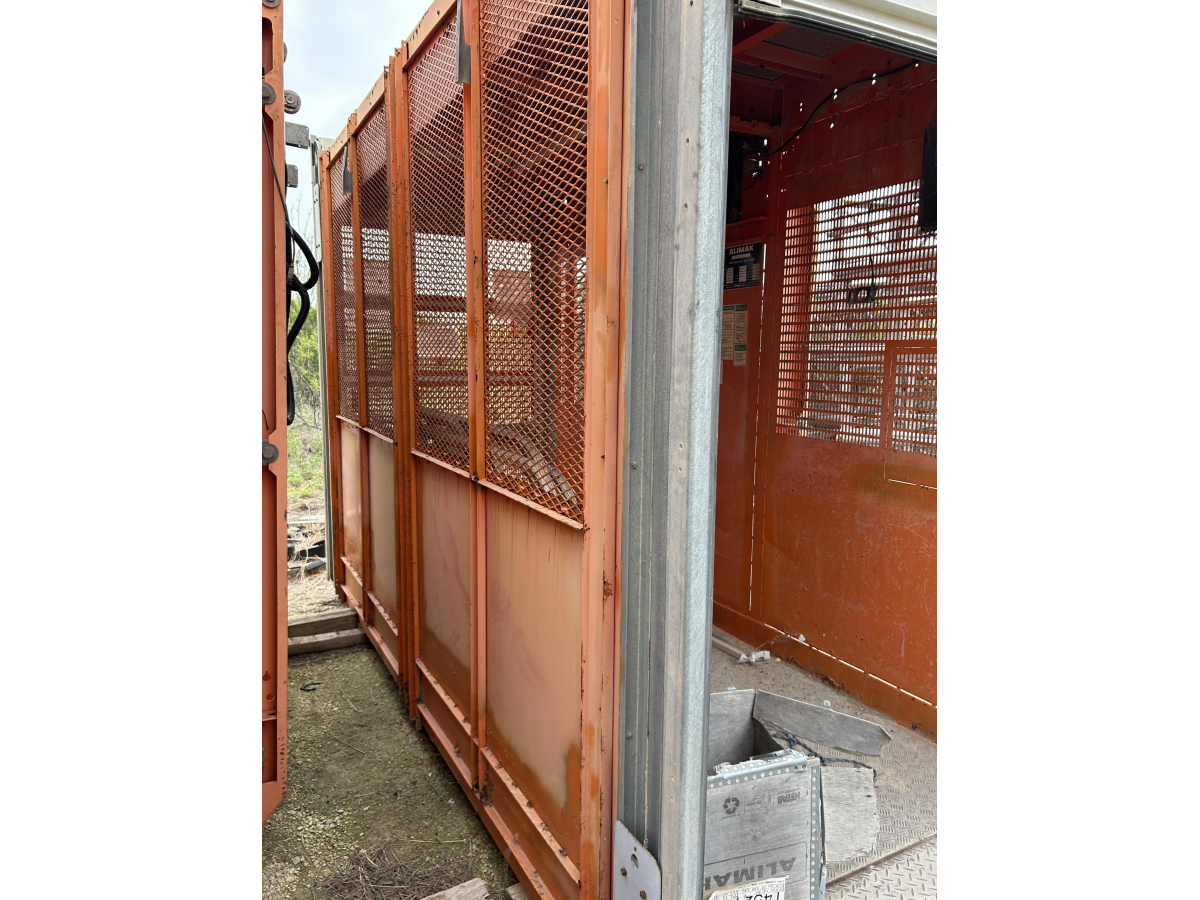 Subcategory - Personnel And Material Hoists | image 6