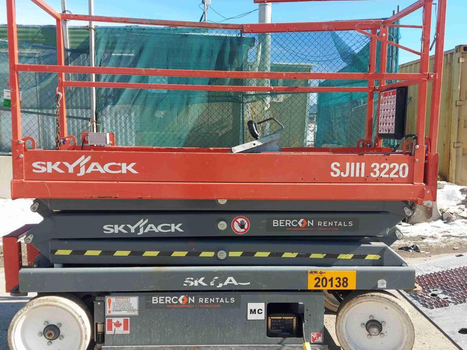2017 Skyjack SJIII 3220 | Bercon Rentals